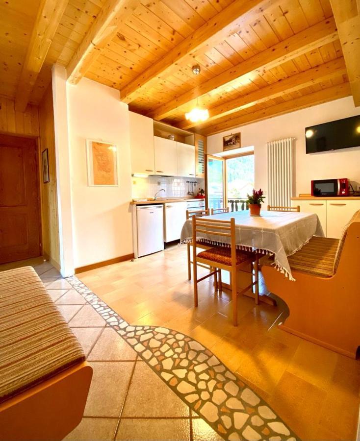 Casa Ortensia Pellizzano Luaran gambar